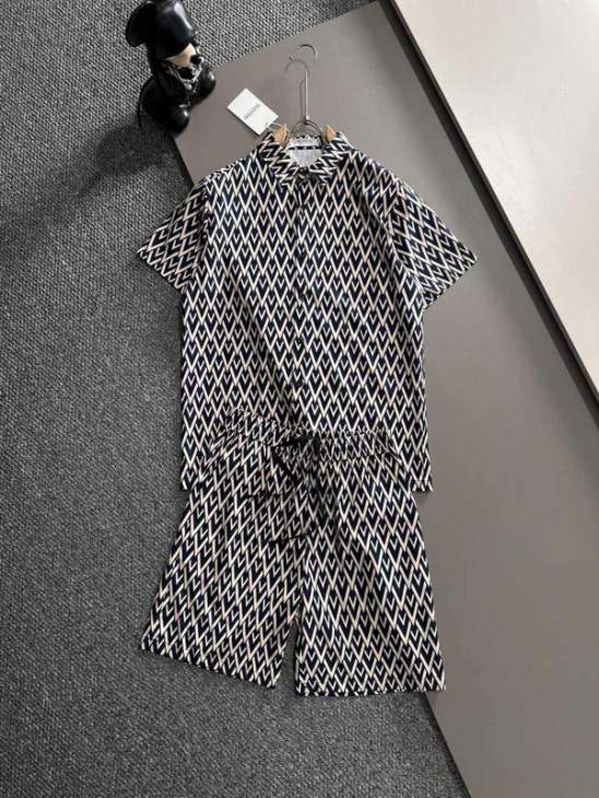 Picture of Valentino Pieces short _SKUValentinoM-3XL13xr2624719